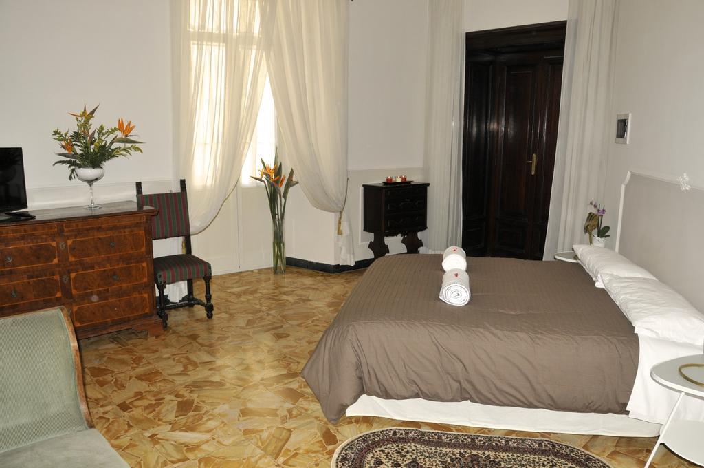 Alibrandi Palace Civitavecchia Room photo