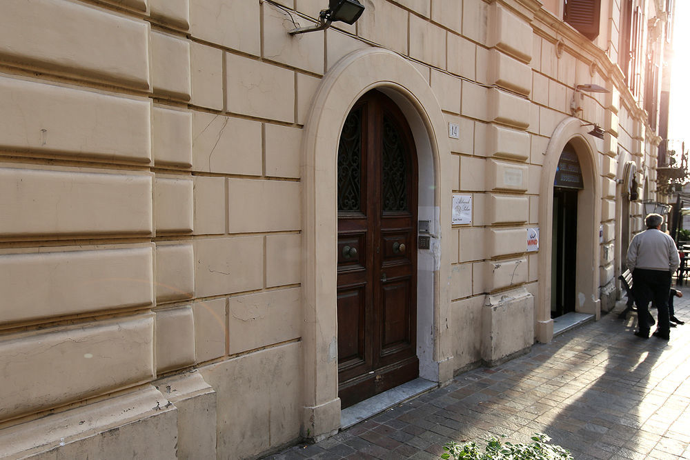 Alibrandi Palace Civitavecchia Exterior photo